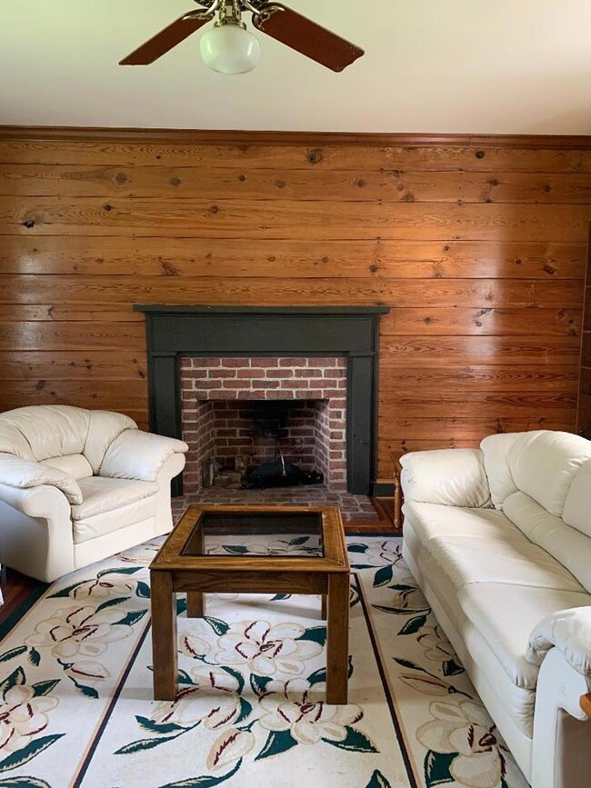 1094 Owens Mill Rd, Saint Stephens Church, VA 23148 - photo 7