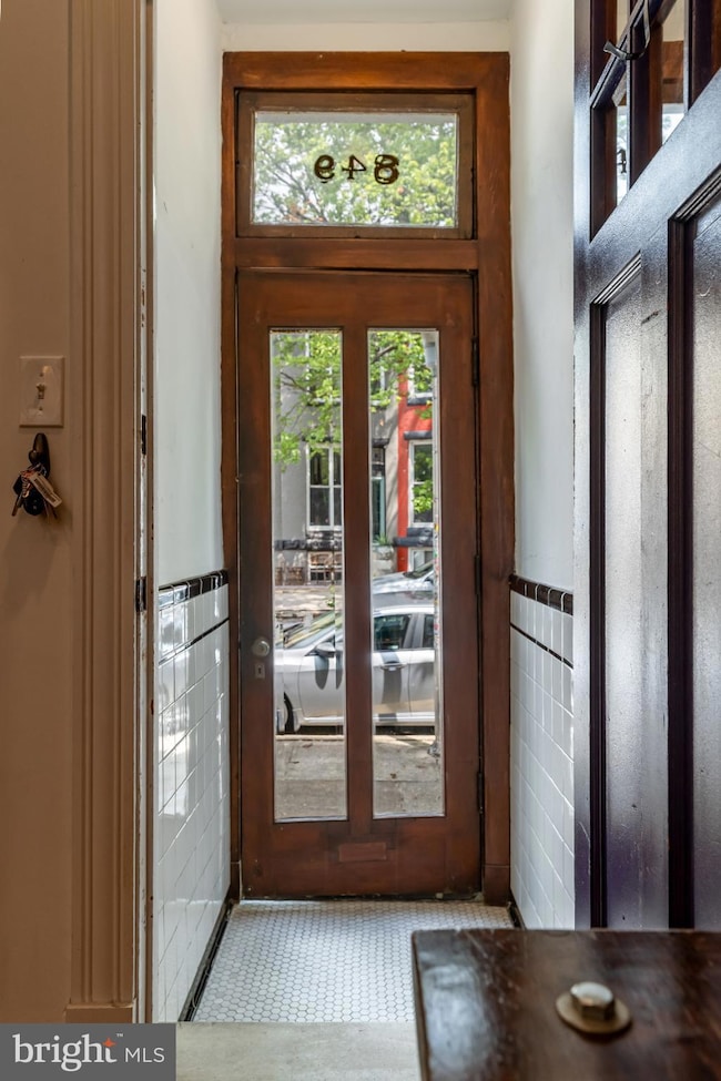 849 W 35th St, Baltimore, MD 21211 - photo 3