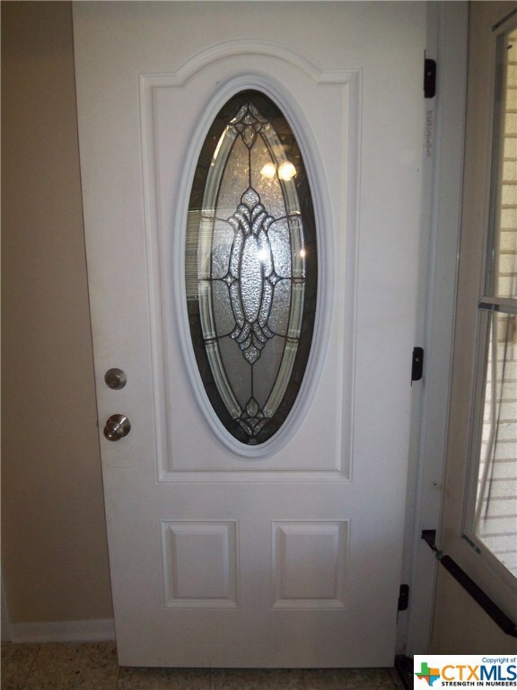 701 Creek St, Copperas Cove, TX 76522 - photo 2