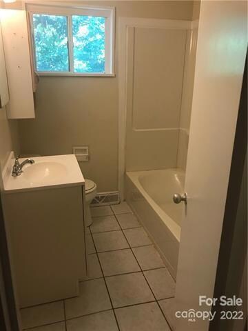 230 Harrill St, Statesville, NC 28677 - photo 7