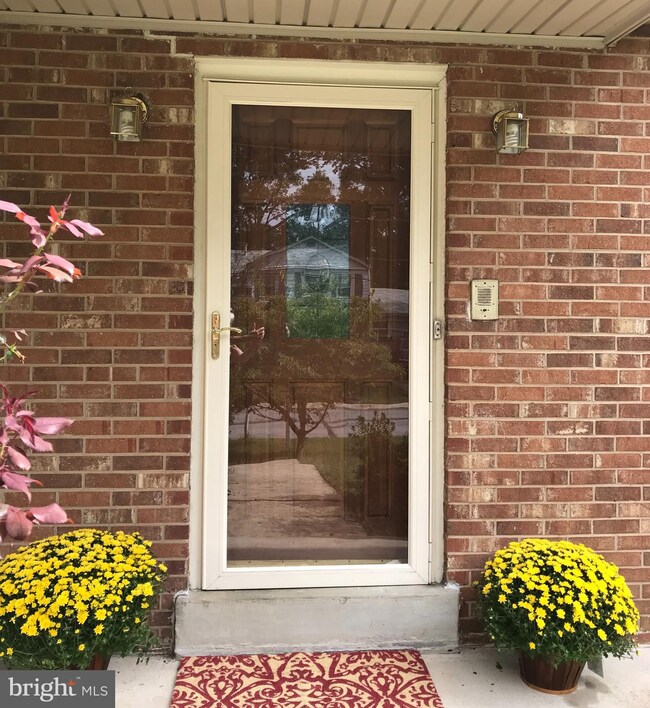 12927 Allerton Ln, Silver Spring, MD 20904 - photo 7