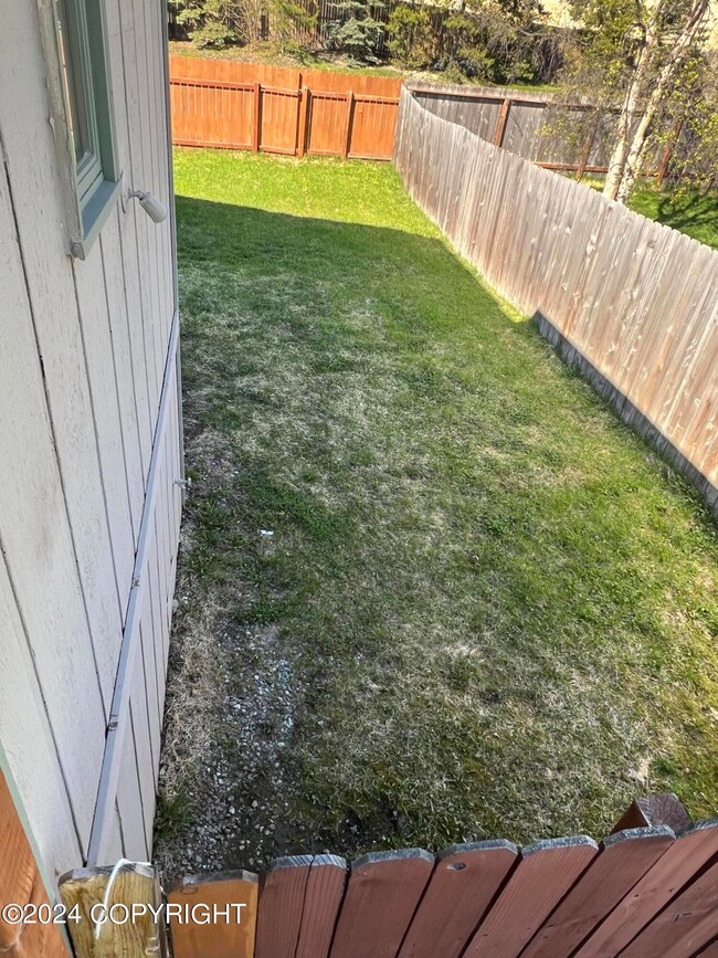 18615 N Lowrie Loop, Eagle River, AK 99577 - photo 6