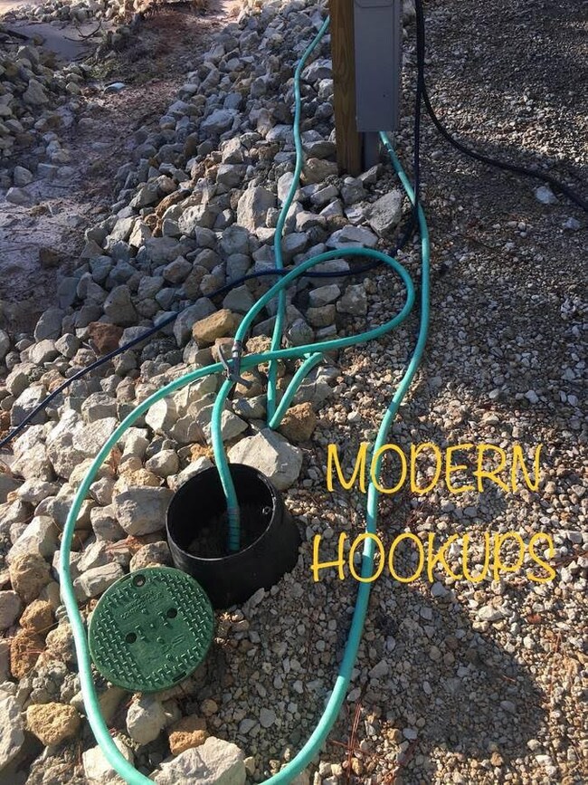 526 Marlin St unit B, Port Saint Joe, FL 32456 - photo 3