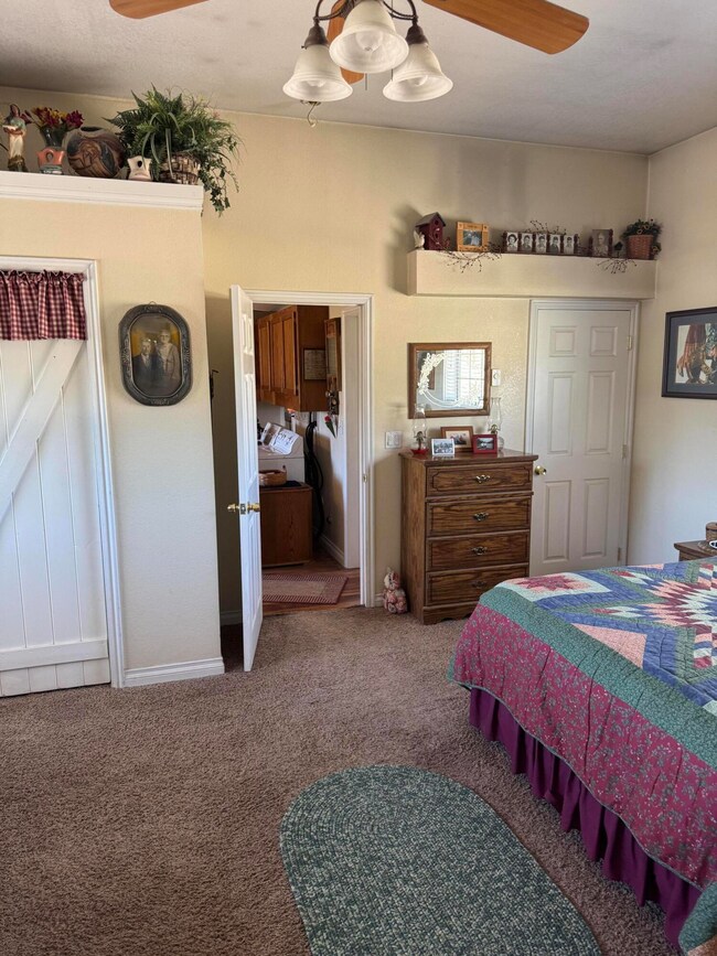 1275 S Sellers Ln, Antimony, UT 84712 - photo 5