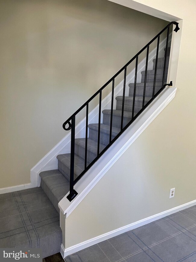 617 Madison Ct, Stafford, VA 22556 - photo 3