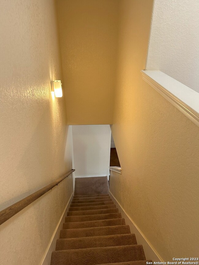 16802 Showdown Path unit 1, Selma, TX 78154 - photo 4