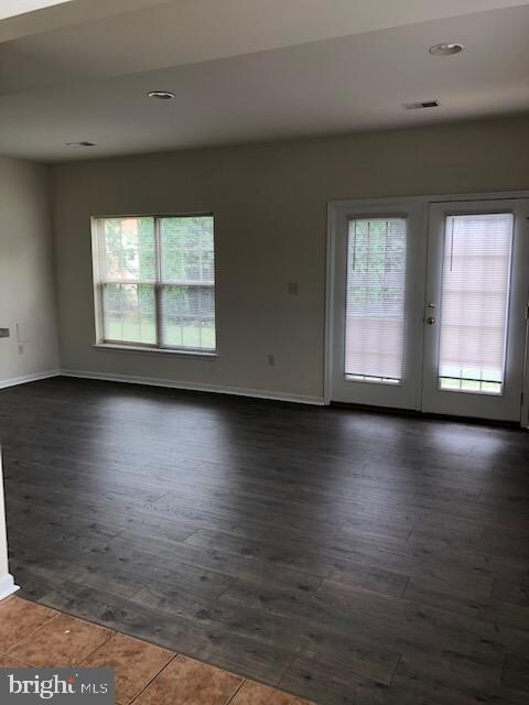 2045 Clinton Ave, Chambersburg, PA 17201 - photo 3