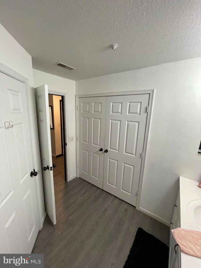 5930 Millrace Ct, Columbia, MD 21045 - photo 3