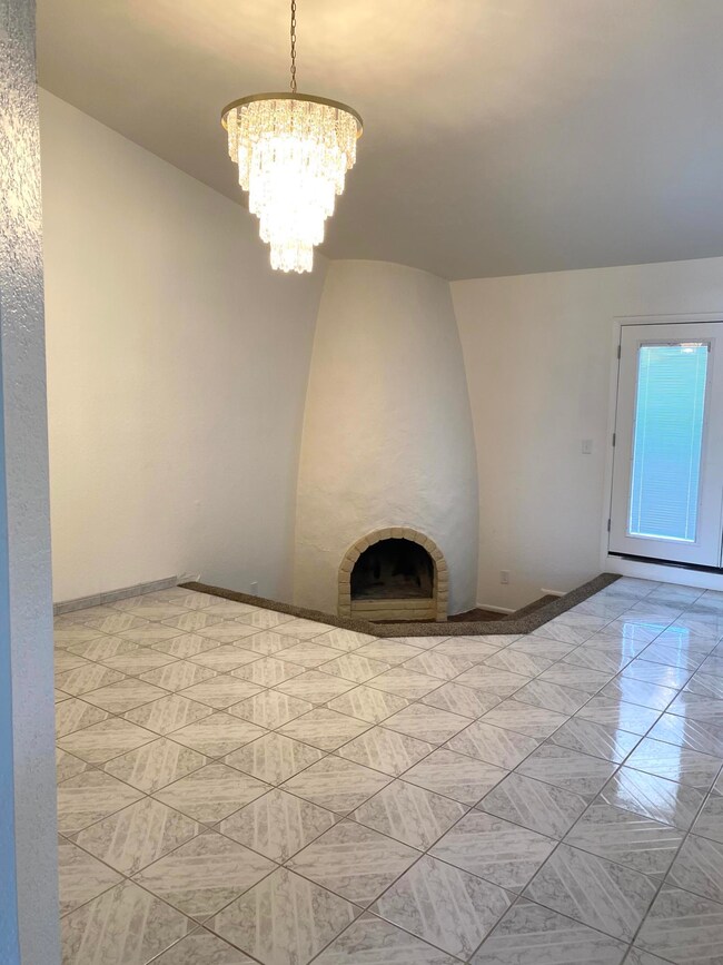 12802 N 40th Dr, Phoenix, AZ 85029 - photo 3