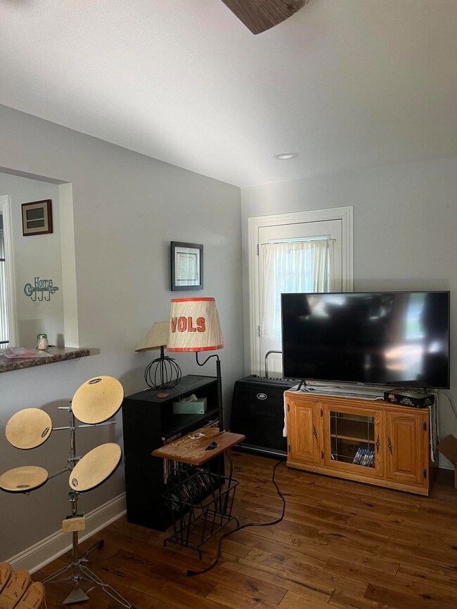 9400 W Ridge Trail Rd, Soddy Daisy, TN 37379 - photo 5