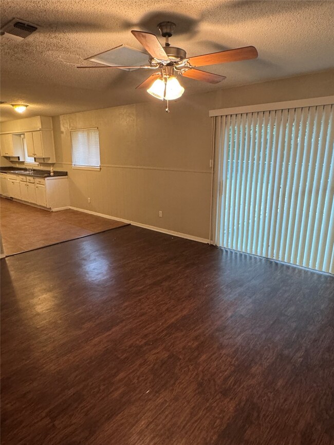 5408 Greenwood Way, North Richland Hills, TX 76180 - photo 5