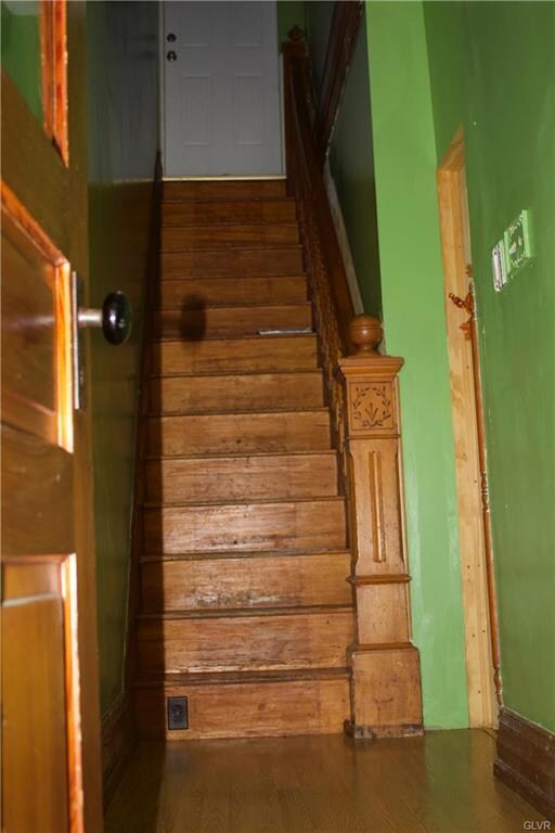 933 W Gordon St, Allentown, PA 18102 - photo 2