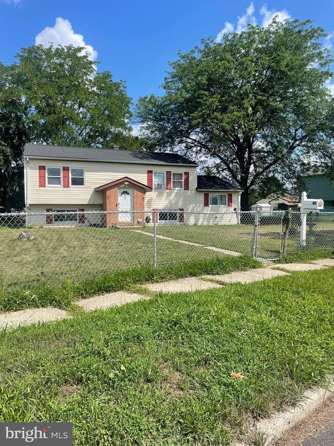 233 Rutgers Ave, Pemberton, NJ 08068 - photo 2