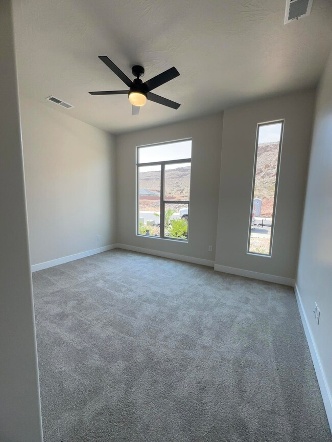 3923 Enninberg Way, St. George, UT 84790 - photo 6