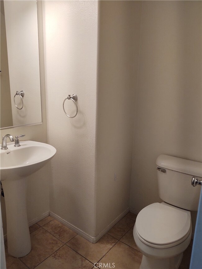 31287 Strawberry Tree Ln, Temecula, CA 92592 - photo 6