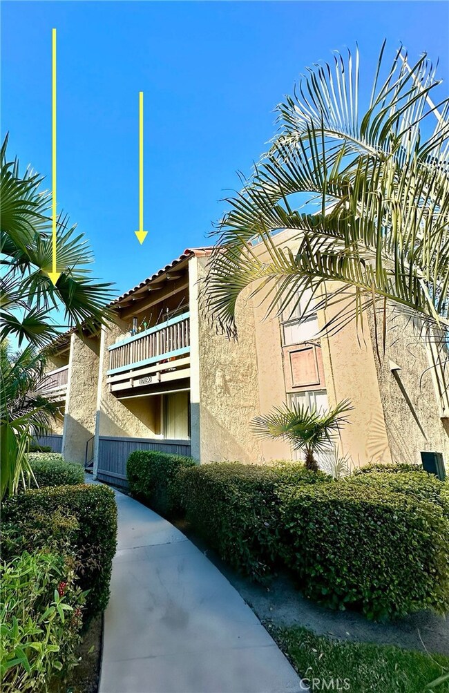 Two units up, two units down. Two of the units are end units.