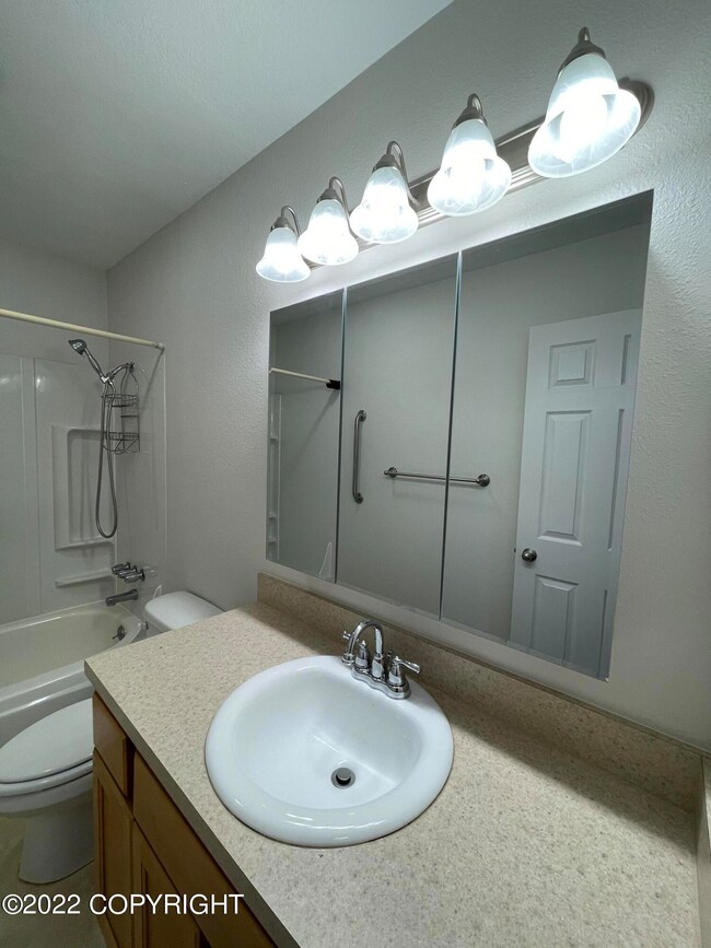 6711 Weimer Dr unit 3, Anchorage, AK 99502 - photo 6