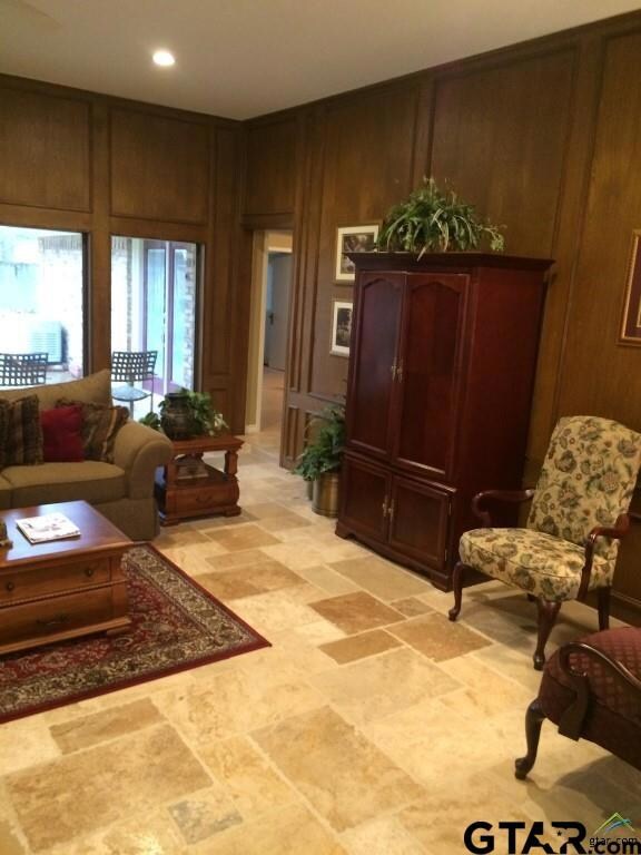 2219 Kensington Dr, Tyler, TX 75703 - photo 6