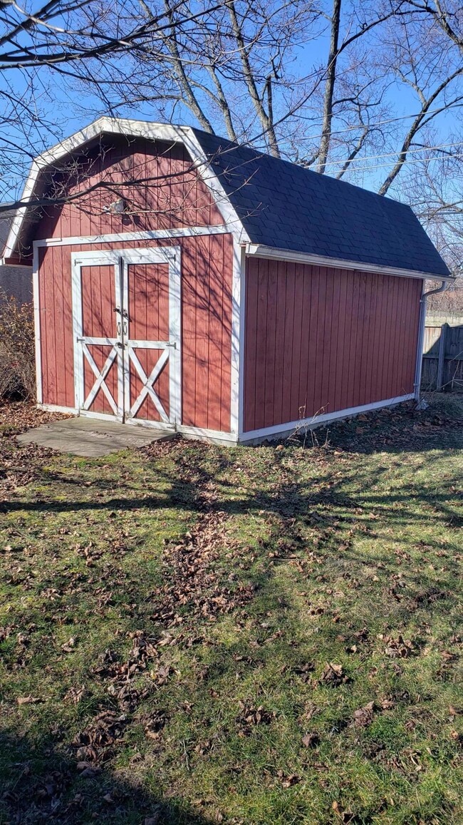 Storage shed