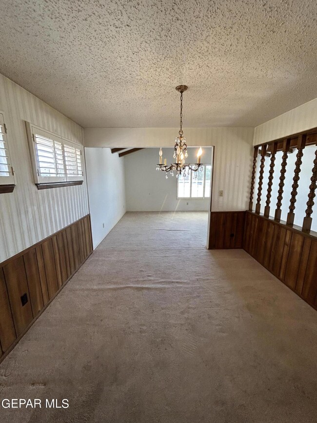10909 Lakewood Ave, El Paso, TX 79935 - photo 7