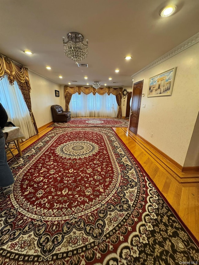 109-04 Myrtle Ave, Jamaica, NY 11418 - photo 4