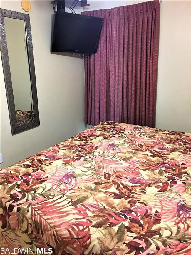 201 E Beach Blvd unit 603, Gulf Shores, AL 36542 - photo 3