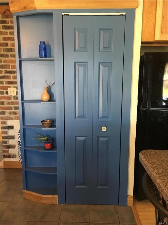 5622 Greens Dr, Allentown, PA 18106 - photo 5