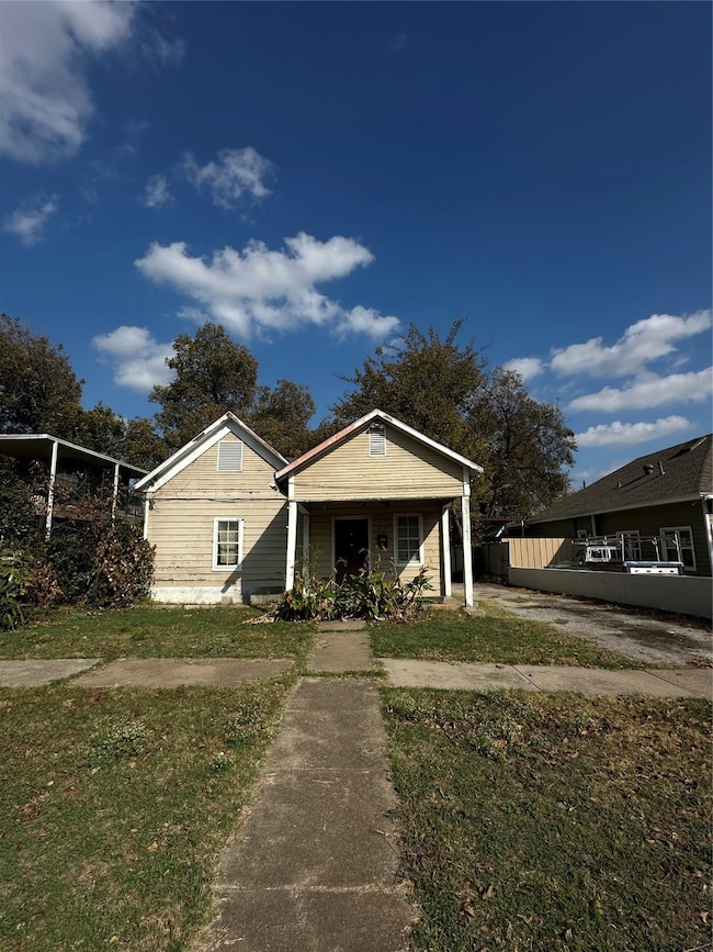 1710 Gould Ave, Fort Worth, TX 76164 - photo 2