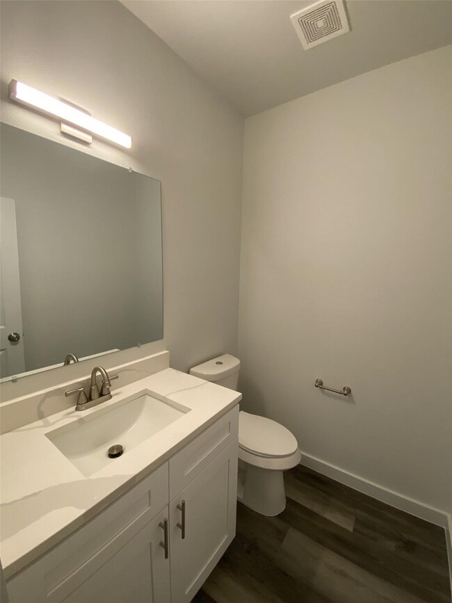 505 W Walker St unit 100, Denison, TX 75020 - photo 4