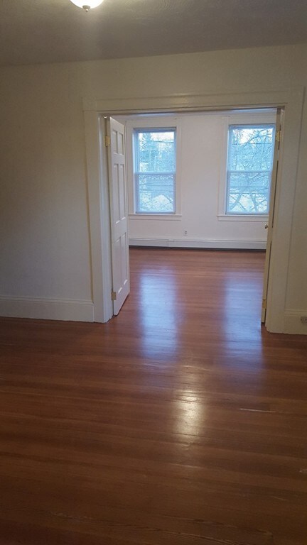 7 Sewall St unit 2, Marblehead, MA 01945 - photo 6