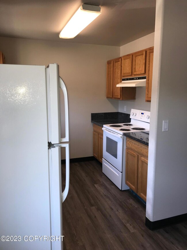 2651 E Quiet Cir unit C7, Wasilla, AK 99654 - photo 5