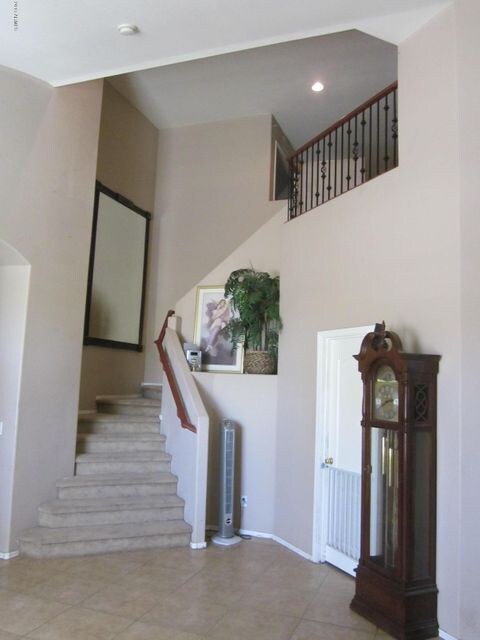 Attractive staircase!