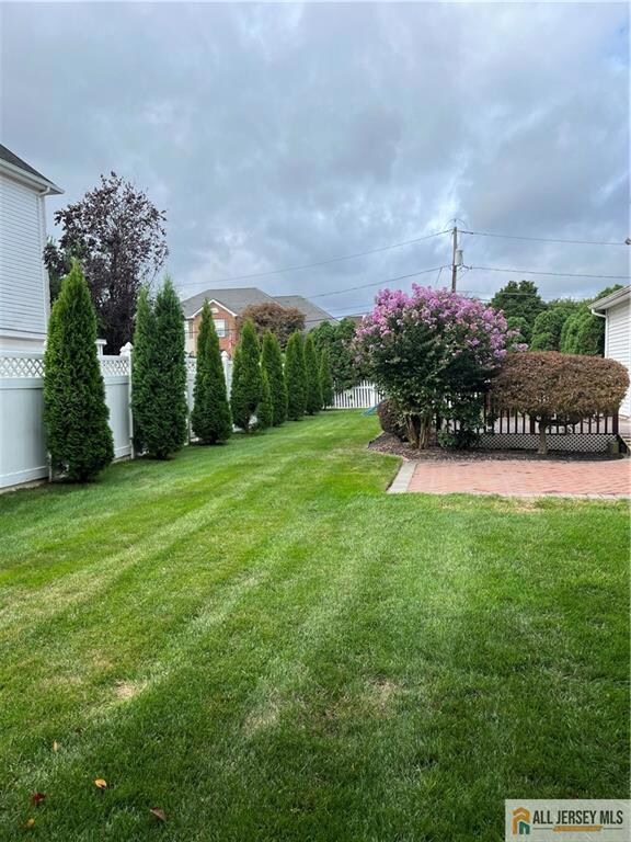 800 Lorraine Ave, South Plainfield, NJ 07080 - photo 3