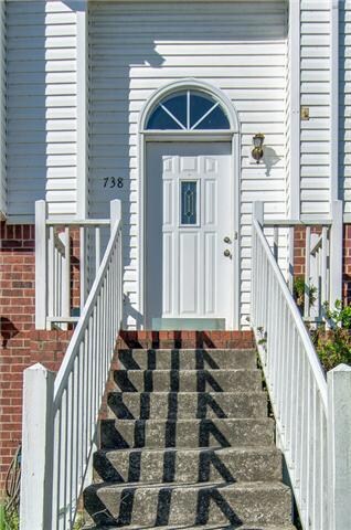 This is an awesome entrance! So much can be done to personalize and make it your own!  Perfect spot to sit and watch the stars while having an ice cream float on a warm summer night.