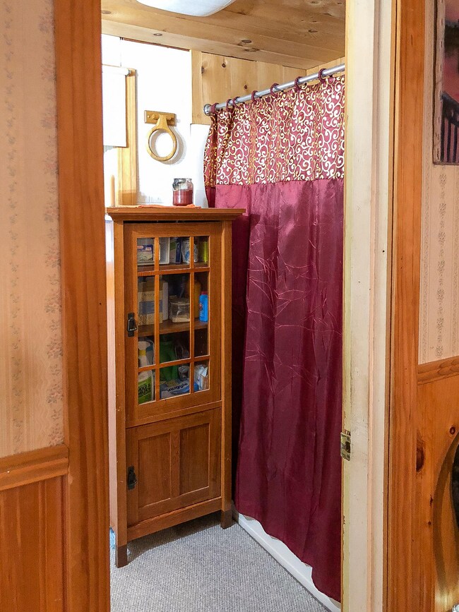 19 Jernegan Ave, Edgartown, MA 02539 - photo 7