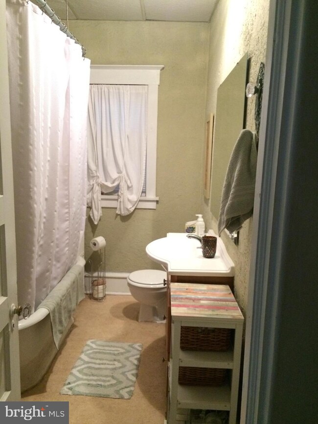 219 Kings Hwy E unit 2ND FLOOR, Haddonfield, NJ 08033 - photo 6