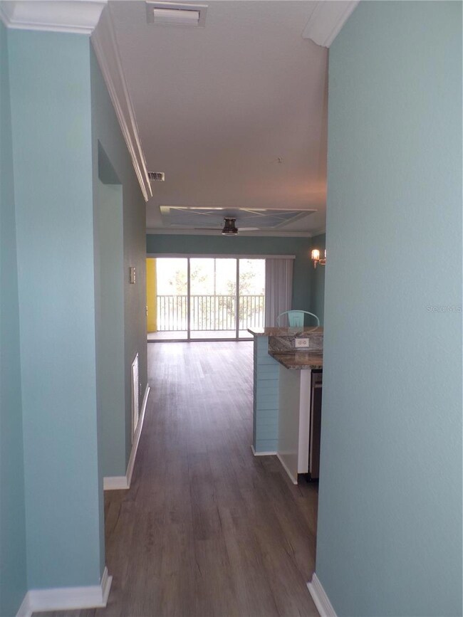 2060 Willow Hammock Cir unit 302, Punta Gorda, FL 33983 - photo 2