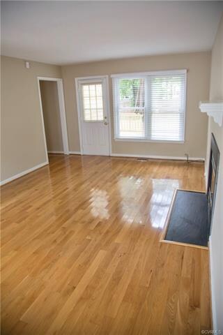 9028 Arthur Ct, Glen Allen, VA 23060 - photo 4