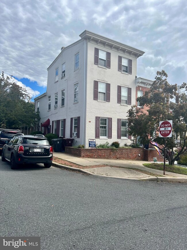 1725 Gilpin Ave unit 2, Wilmington, DE 19806 - photo 2