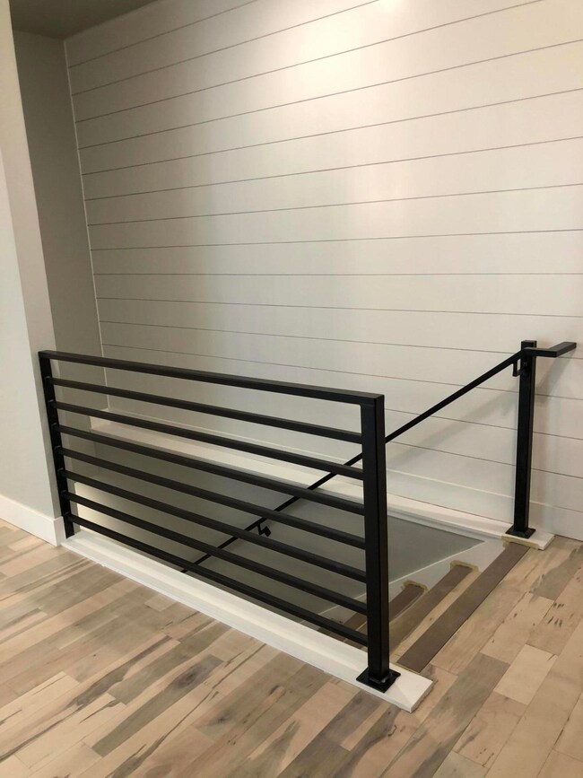 857 E Ailesbury Rd, Nixa, MO 65714 - photo 5