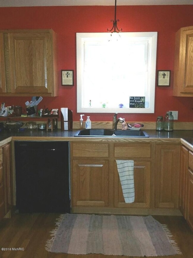 1067 Marsh Rd, Plainwell, MI 49080 - photo 7