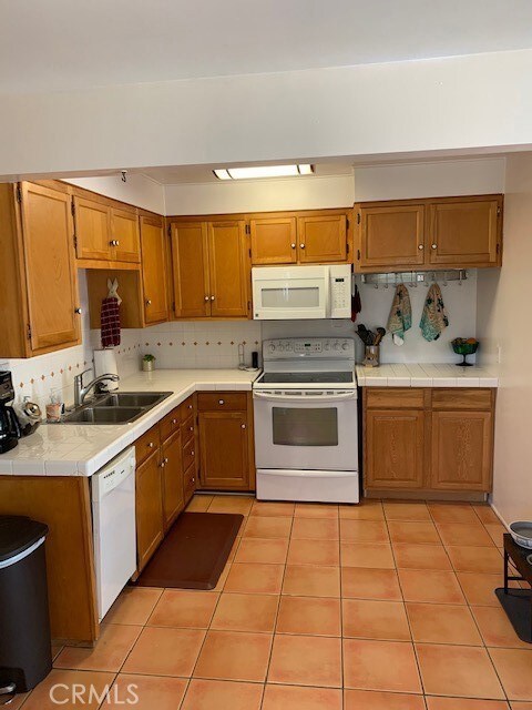 Kitchen With Plenty of Storage