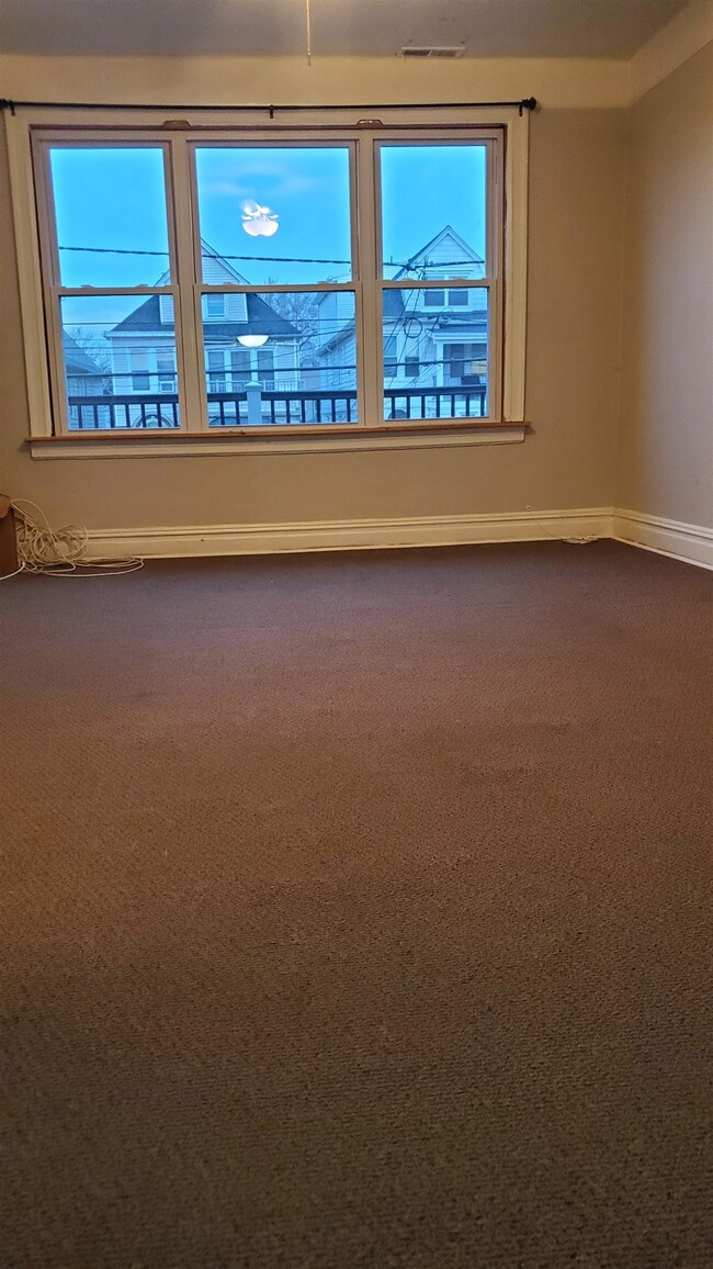 33 Broadman Pkwy unit 2, Jersey City, NJ 07305 - photo 7