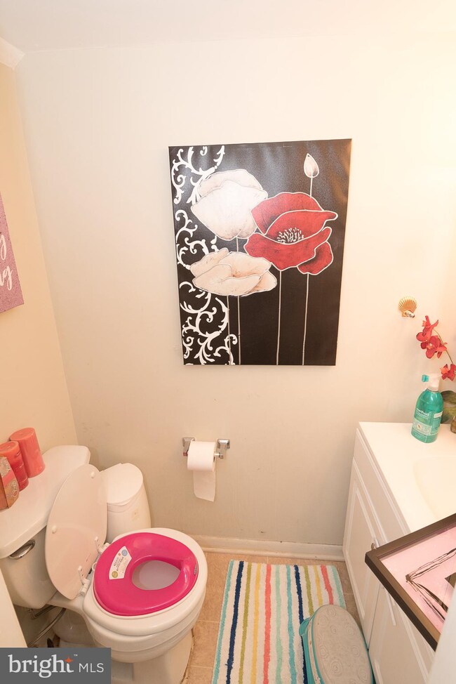 6451 Lamplighter Ridge, Glen Burnie, MD 21061 - photo 5