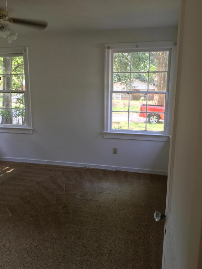 4747 Appleton Ave, Jacksonville, FL 32210 - photo 4