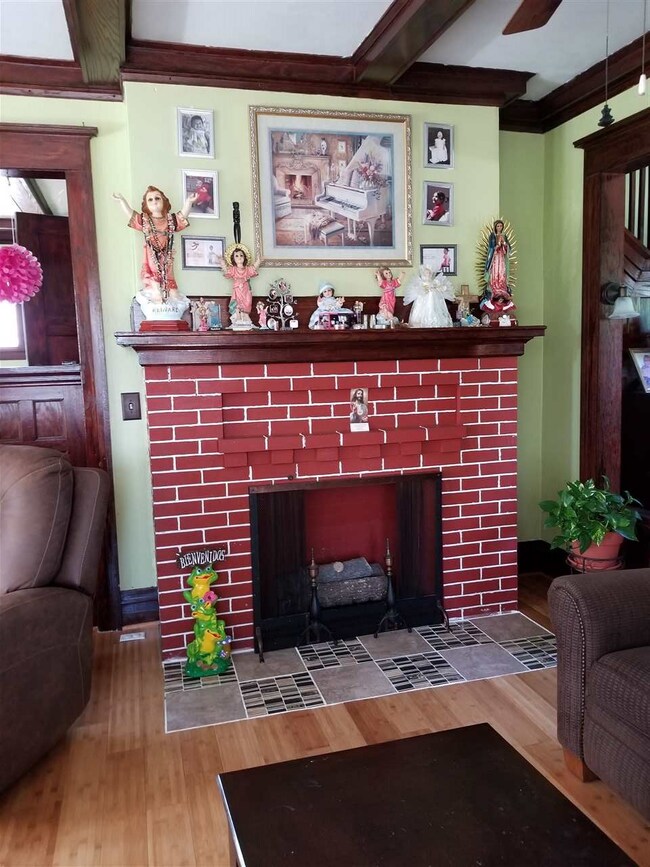 438 2nd St, Columbus Junction, IA 52738 - photo 6