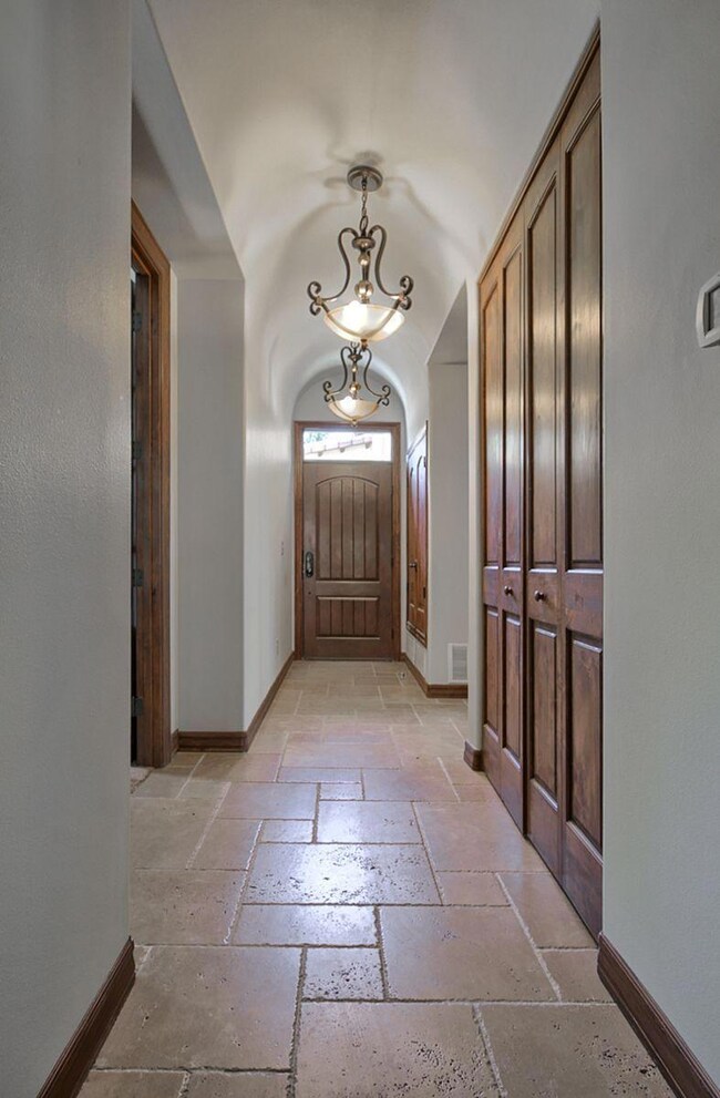 8058 San Jose Rd, El Paso, TX 79915 - photo 5