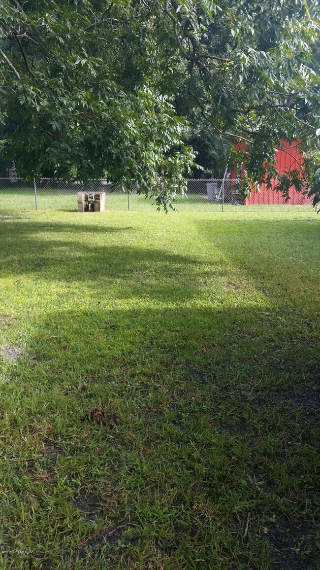 5204 Dugdale Rd, Jacksonville, FL 32210 - photo 7