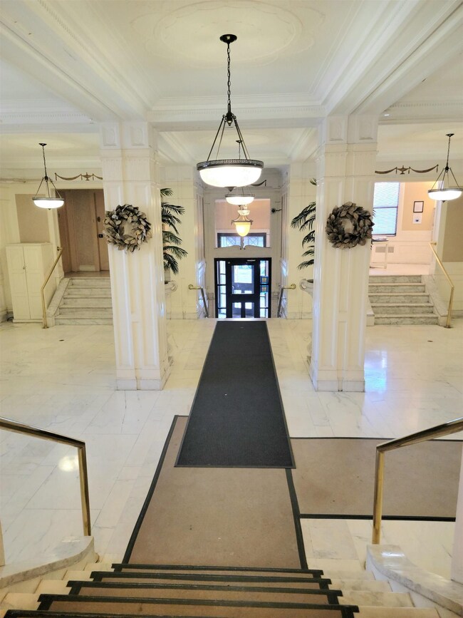 The Hague Building unit 3M, Jersey City, NJ 07306 - photo 3