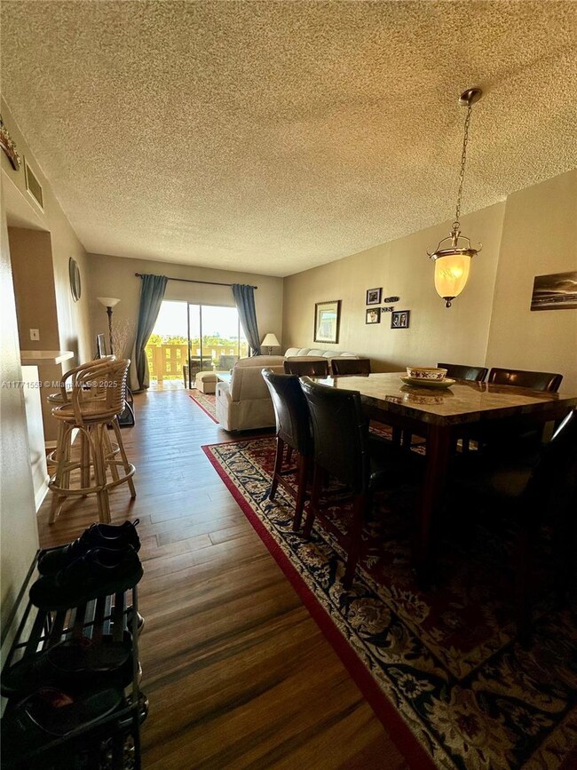 Hillcrest East No.23 unit 1017, Hollywood, FL 33021 - photo 6